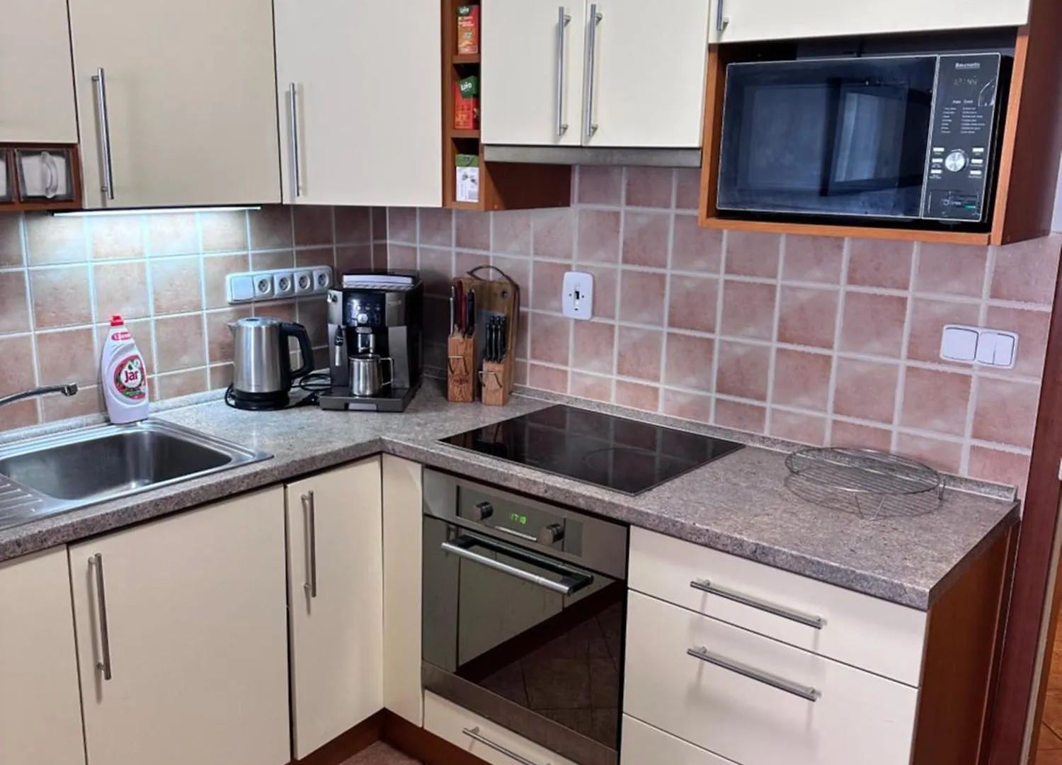 Old Town Apartments Zderadova 6 Брно