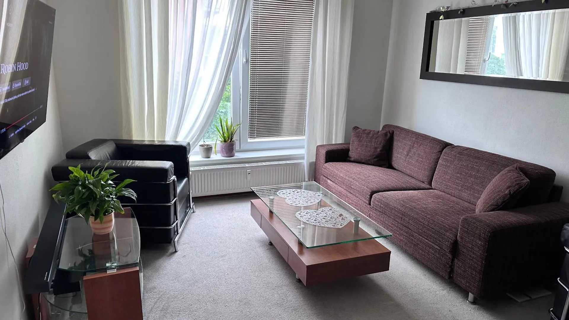 Old Town Apartments Zderadova 6 Брно 0*,  Чехия